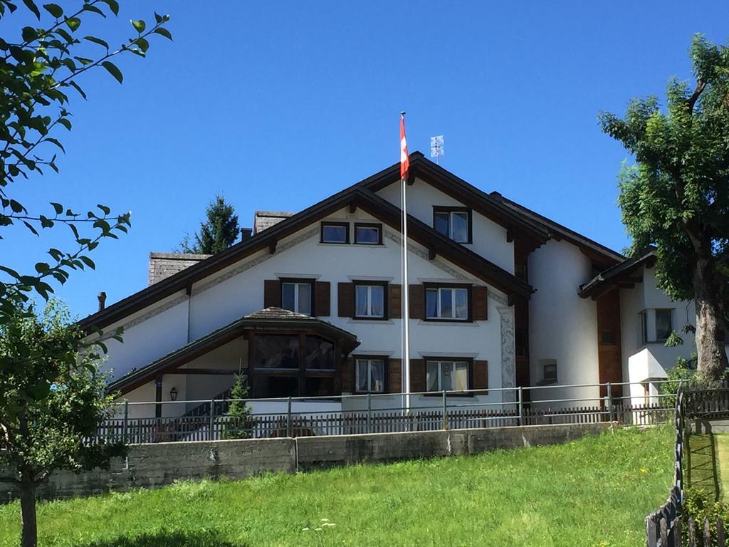 Hotel Bellaval Laax Bagian luar foto