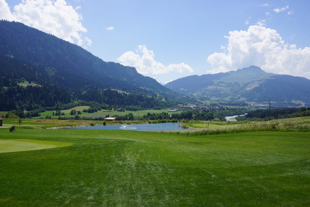 Hotel Bellaval Laax Bagian luar foto