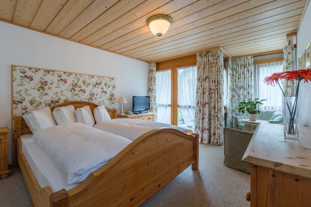 Hotel Bellaval Laax Bagian luar foto